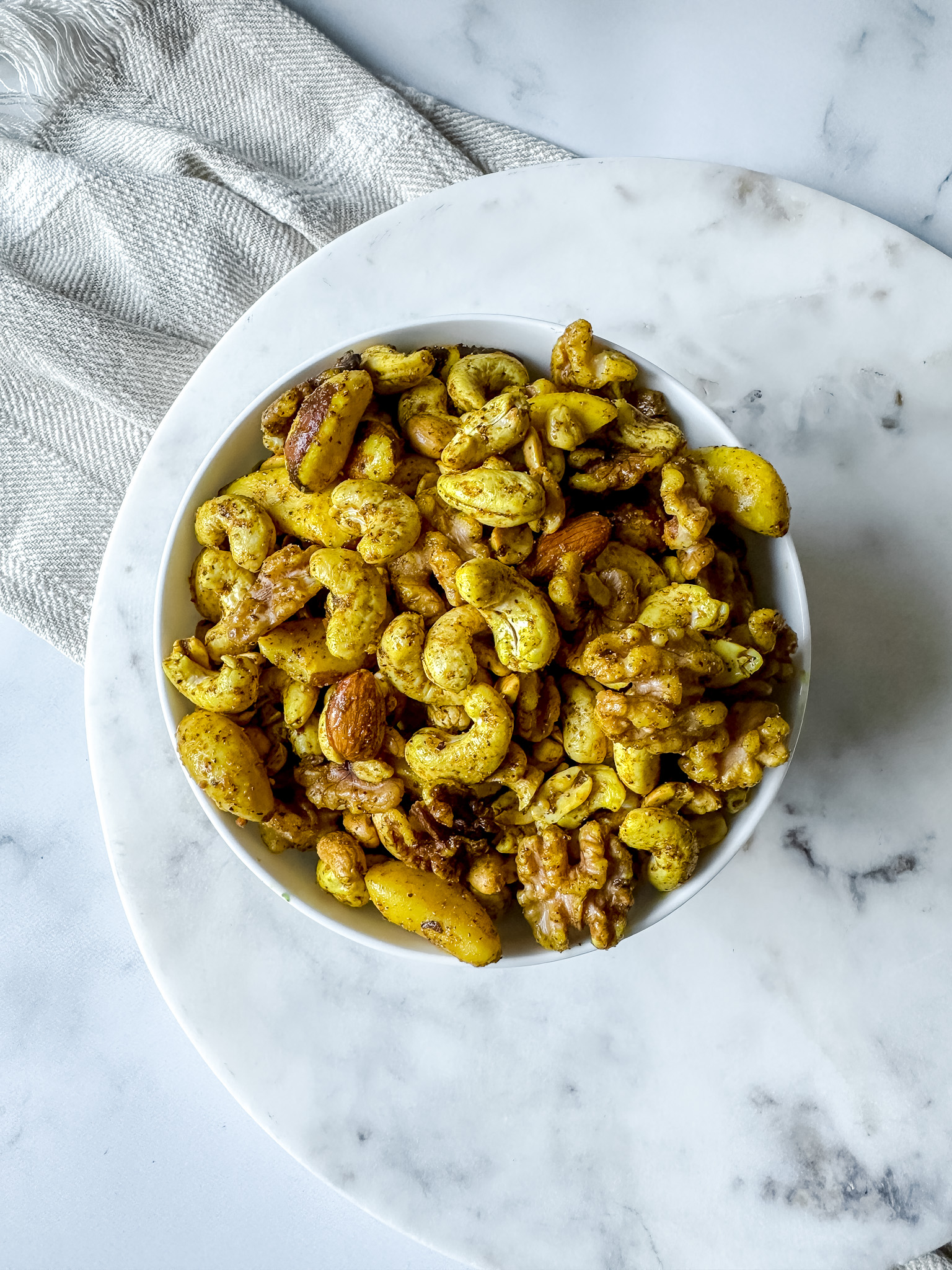 bowl of curry mixed nuts