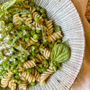 Pesto Pasta With Peas - Nest Wellness