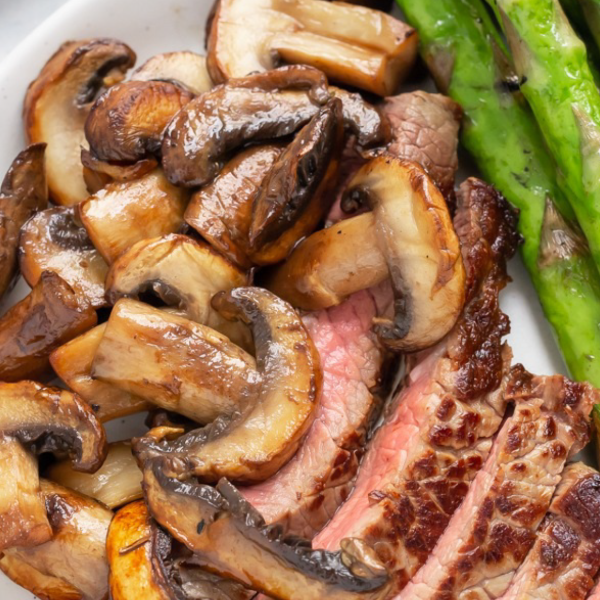 meat, mushrooms and asparagus